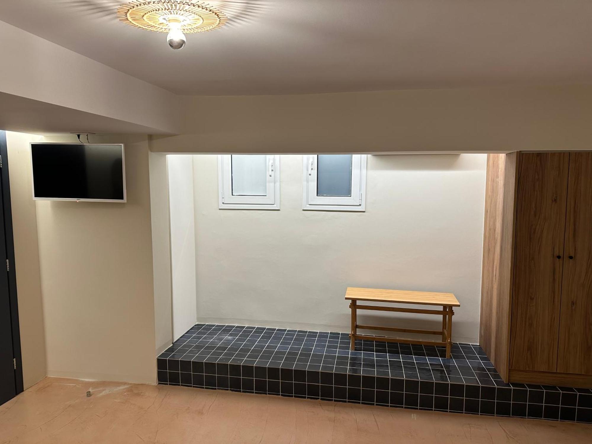Dolphins Apartment Corinth Екстериор снимка